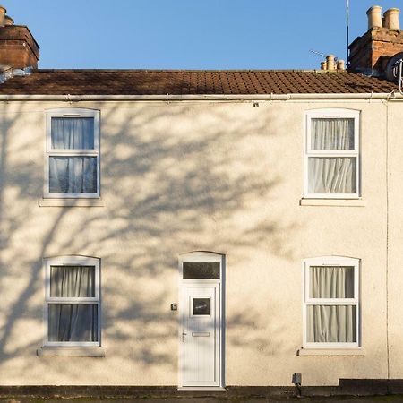 Well Presented 2 Bedroom House - Sleeps Four Leamington Spa Kültér fotó
